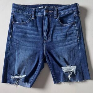 AEO Distressed Detailing Dark Wash Denim Stretch Cut Off Bermuda Jean Shorts
